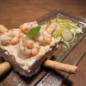 ENSALDILLA CON GAMBAS